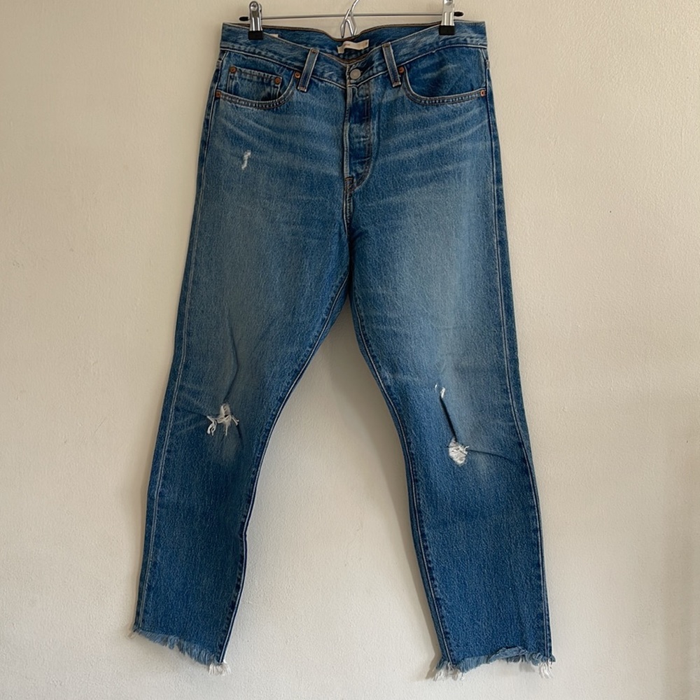 Levi’s Premium Wedgie Jean | High Rise | Size 31 - Picture 6 of 13